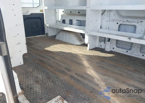 2018 Ford Transit-250 z USA, uszkodzony, nr VIN 1FTYR2CG1JKB14771